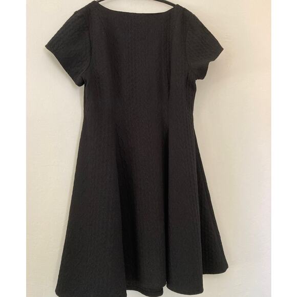 Torrid Black Cable Knit Textured Short Sleeves Pullover Mini Dress Size 2 - Picture 4 of 7